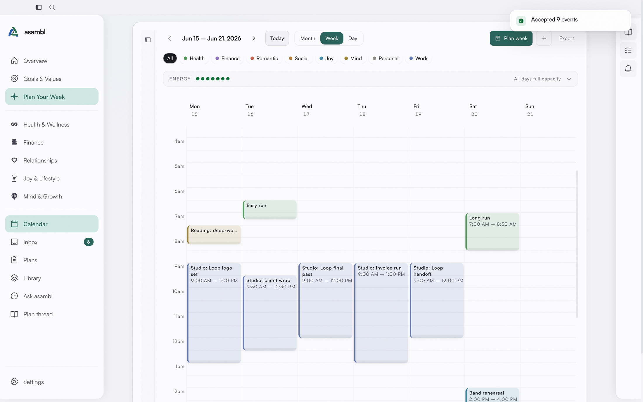 The approved weekly plan on the asambl calendar, color-coded by life area